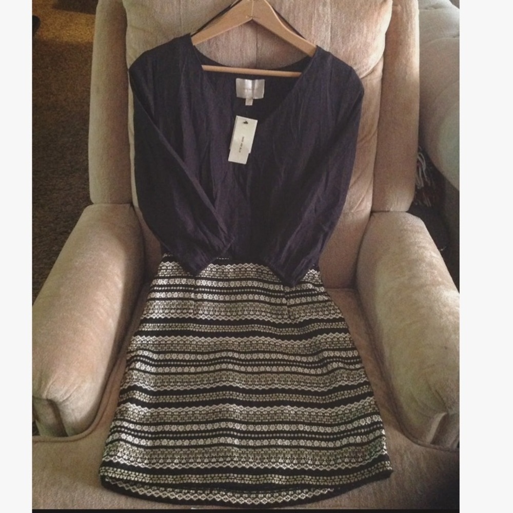Black w/gold Skies are blue Miayan dress size xs